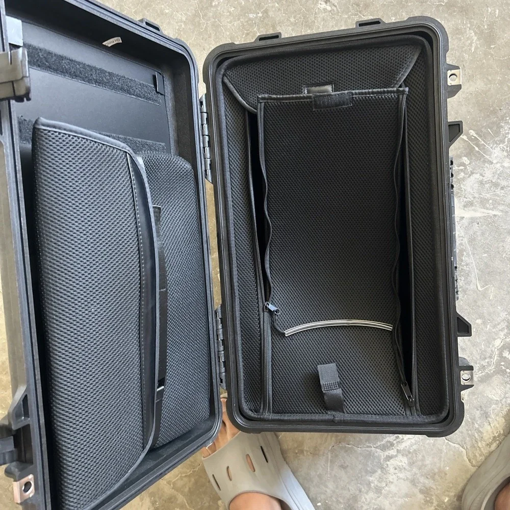 Pelican 1510 Travel Hard Portable Case Camera Wheeled Handle Luggage Black